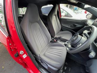 2021 Toyota Yaris - Thumbnail