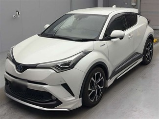 2017 Toyota C-HR - Thumbnail