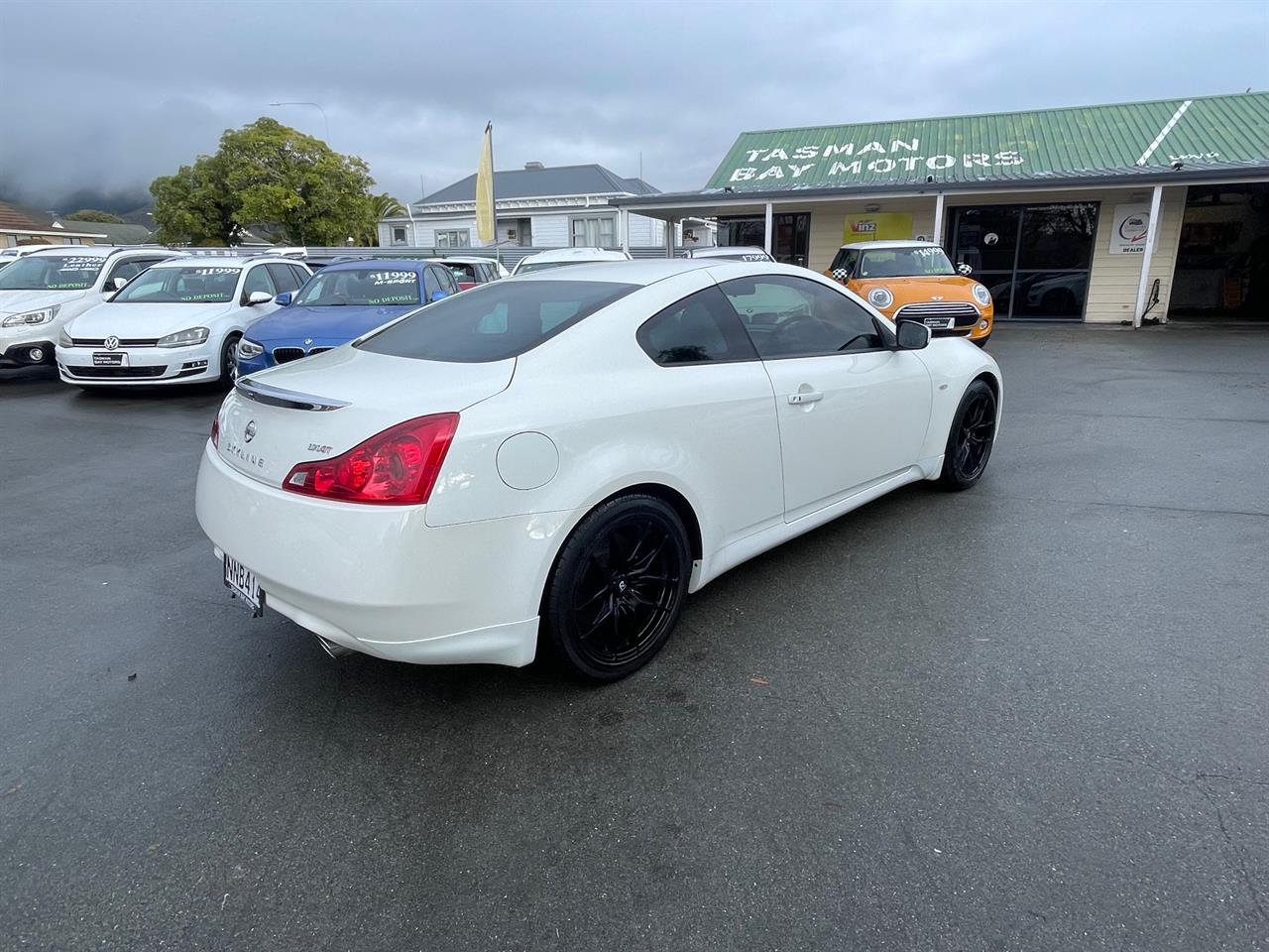 2008 Nissan Skyline