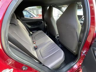 2021 Toyota Yaris - Thumbnail