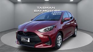 2021 Toyota Yaris - Thumbnail