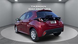 2021 Toyota Yaris - Thumbnail