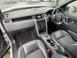 2016 Land Rover Discovery Sport - Thumbnail