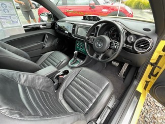 2014 Volkswagen Beetle - Thumbnail