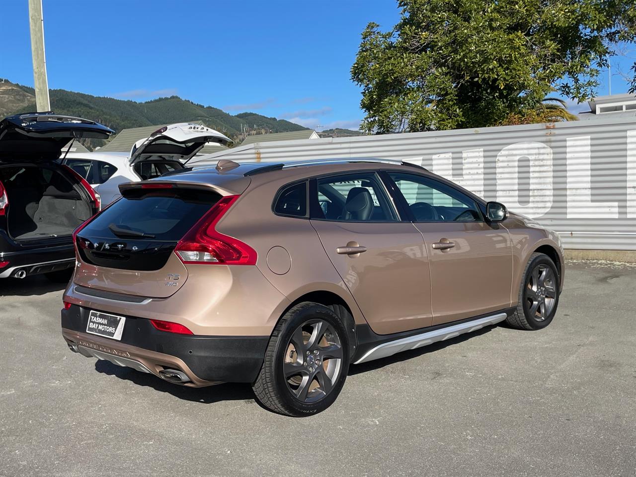 2013 Volvo V40
