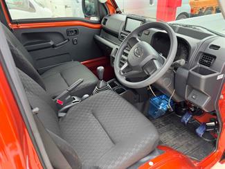 2022 Daihatsu HiJet - Thumbnail