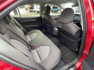 2018 Toyota Camry - Thumbnail
