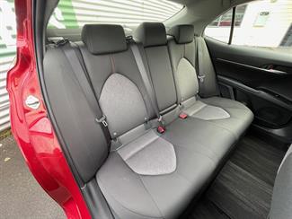 2018 Toyota Camry - Thumbnail
