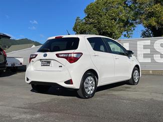 2020 Toyota Vitz - Thumbnail