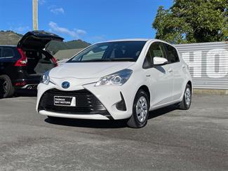 2020 Toyota Vitz - Thumbnail