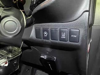 2015 Mitsubishi Outlander - Thumbnail