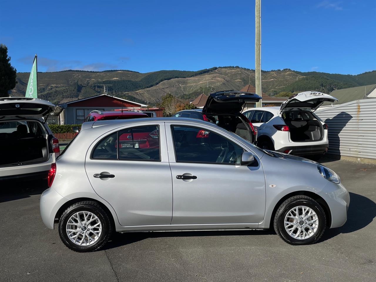 2020 Nissan March