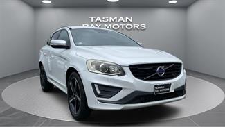 2015 Volvo XC60 - Thumbnail