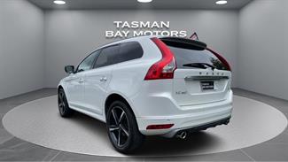 2015 Volvo XC60 - Thumbnail