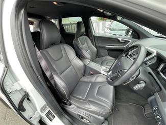 2015 Volvo XC60 - Thumbnail