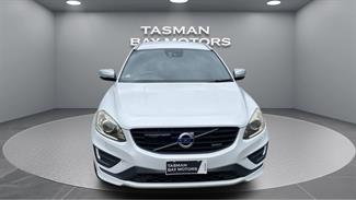 2015 Volvo XC60 - Thumbnail