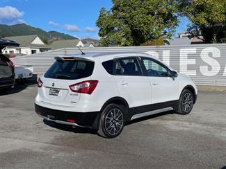 2015 Suzuki SX4 - Thumbnail