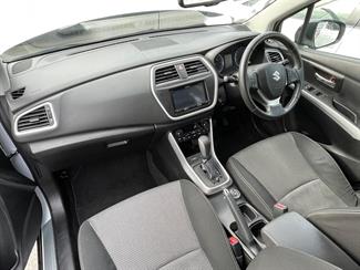 2015 Suzuki SX4 - Thumbnail