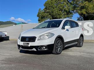 2015 Suzuki SX4 - Thumbnail