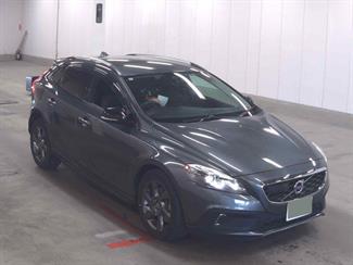 2013 Volvo V40 - Thumbnail