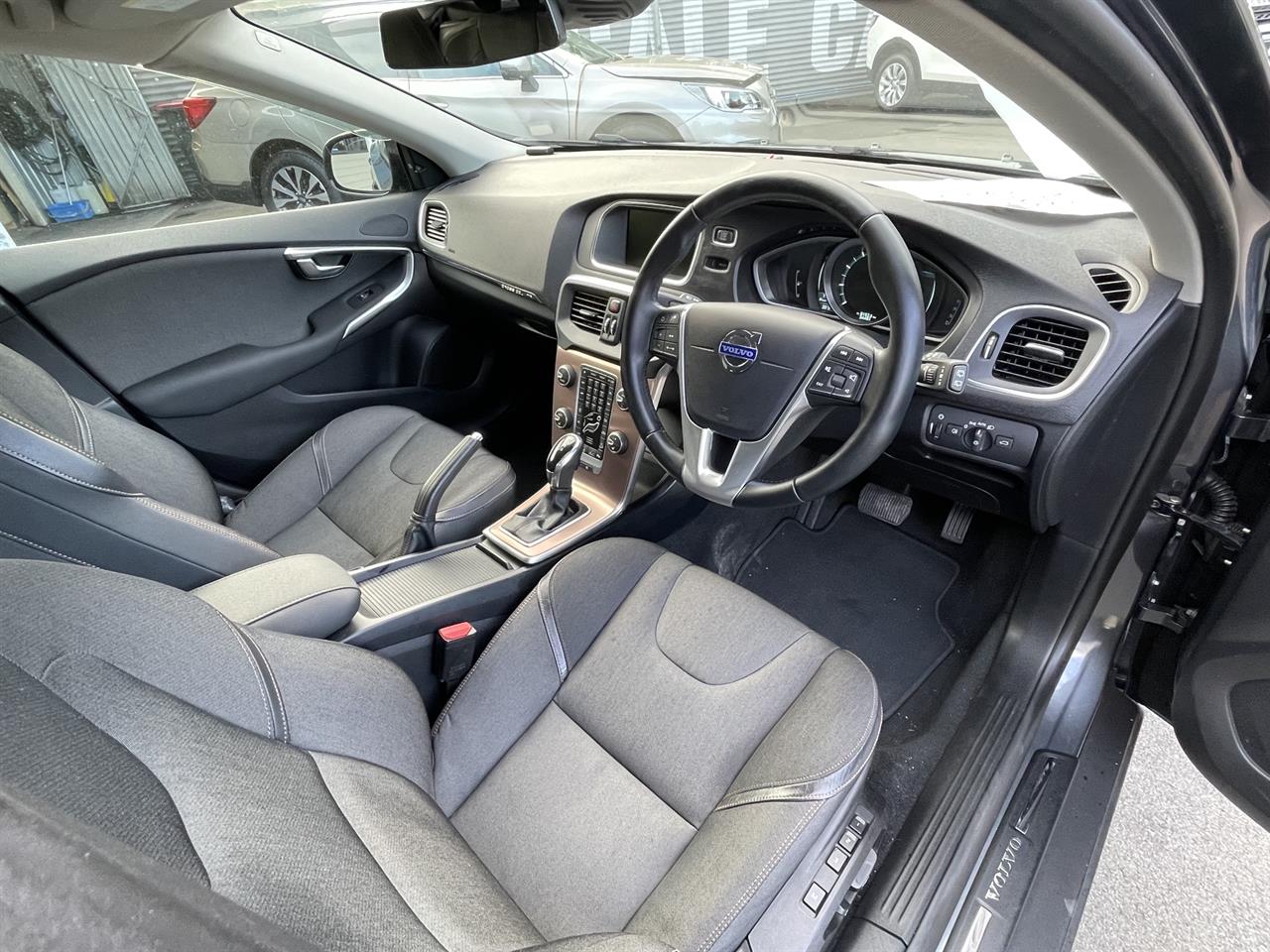 2013 Volvo V40