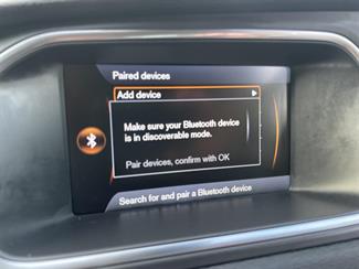 2013 Volvo V40 - Thumbnail