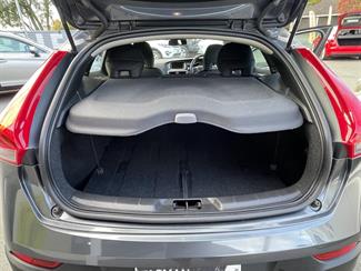 2013 Volvo V40 - Thumbnail