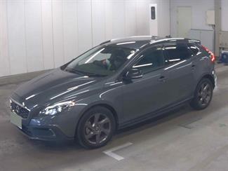 2013 Volvo V40 - Thumbnail