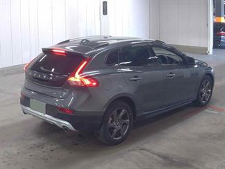 2013 Volvo V40 - Thumbnail