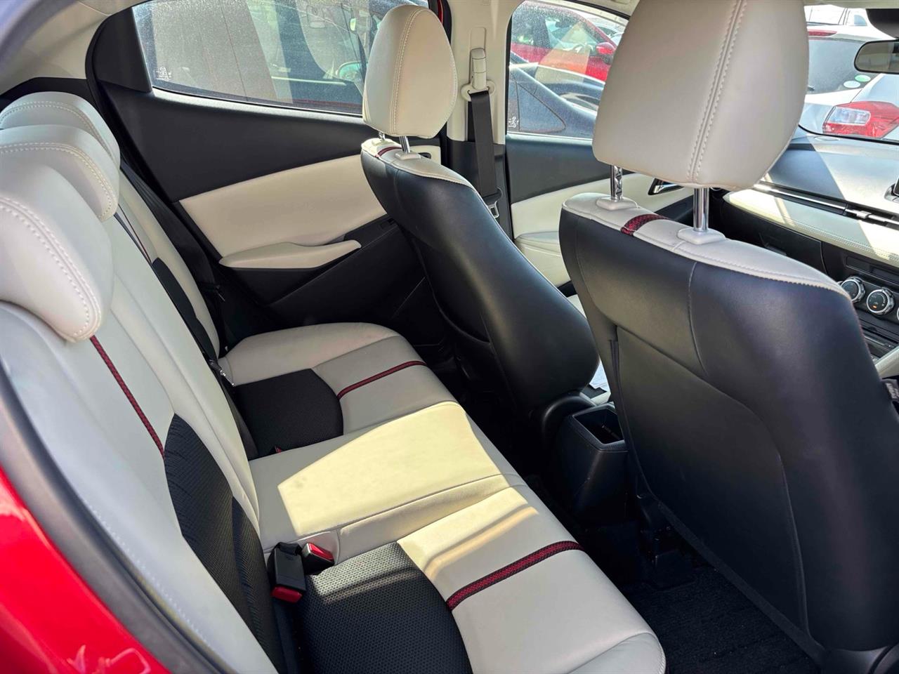 2015 Mazda Demio
