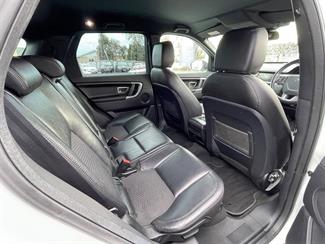 2016 Land Rover Discovery Sport - Thumbnail