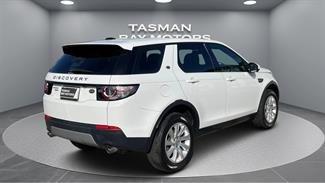 2016 Land Rover Discovery Sport - Thumbnail