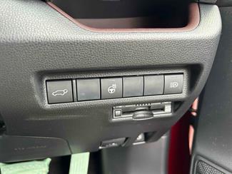 2020 Toyota RAV4 - Thumbnail