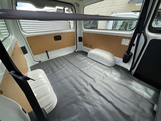 2025 Toyota HiAce - Thumbnail