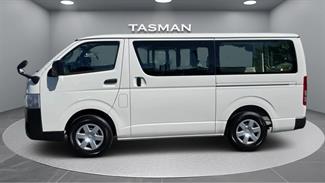 2025 Toyota HiAce - Thumbnail