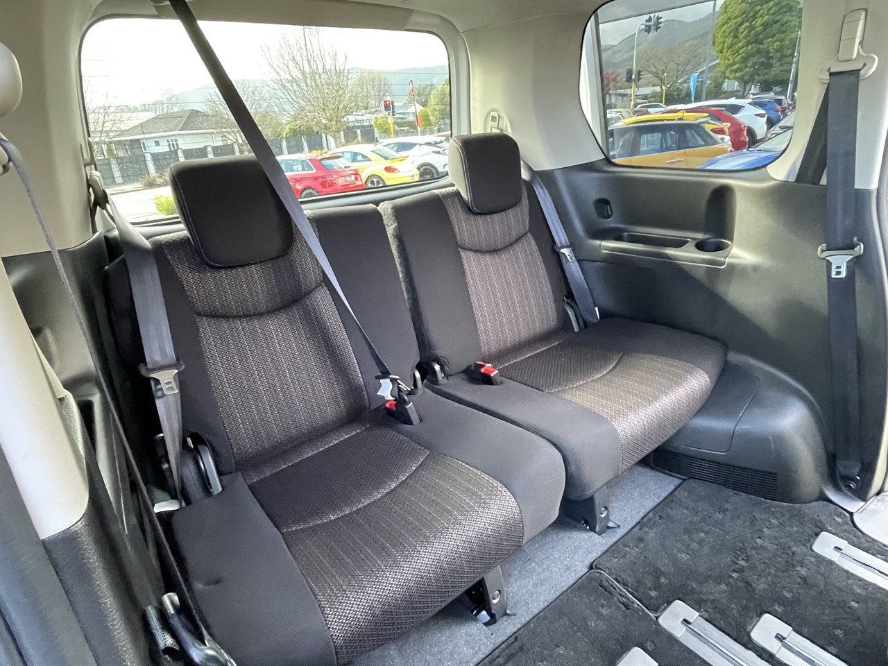 2015 Nissan Serena