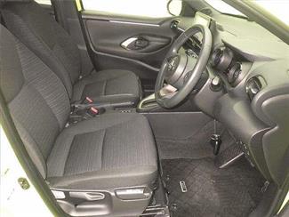 2020 Toyota Yaris - Thumbnail