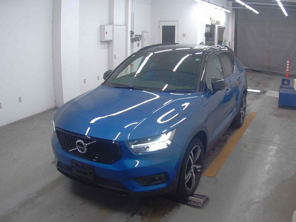 2020 Volvo XC40