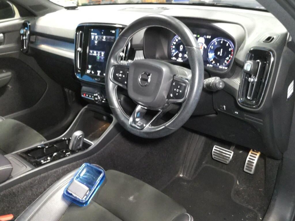 2020 Volvo XC40