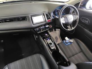 2015 Honda Vezel - Thumbnail