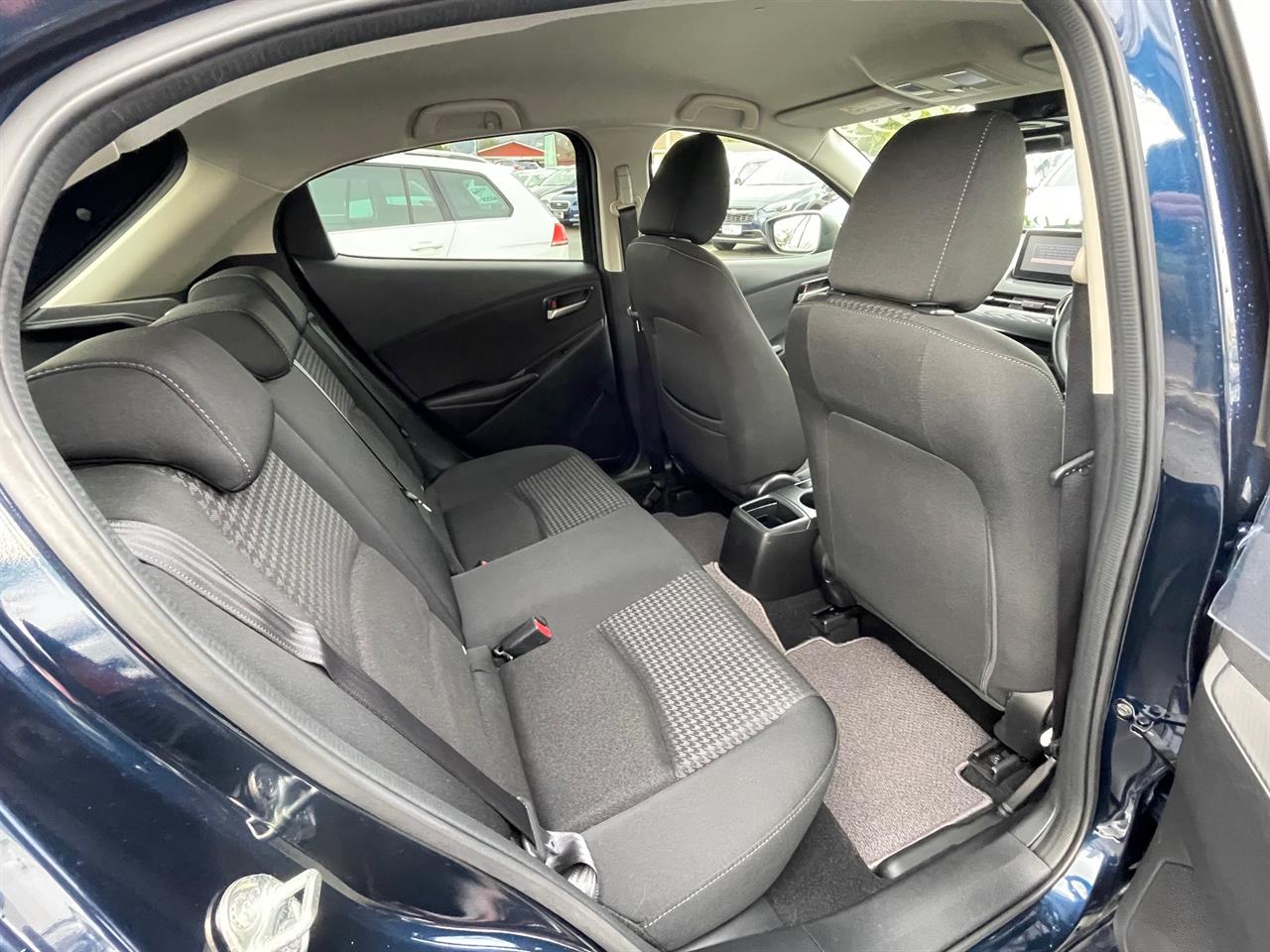 2017 Mazda Demio