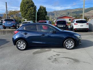 2017 Mazda Demio - Thumbnail