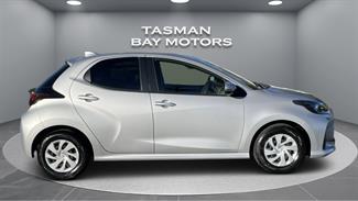 2021 Toyota Yaris - Thumbnail