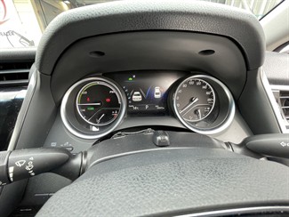 2017 Toyota Camry - Thumbnail