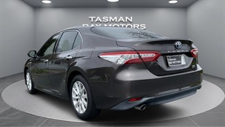 2017 Toyota Camry - Thumbnail