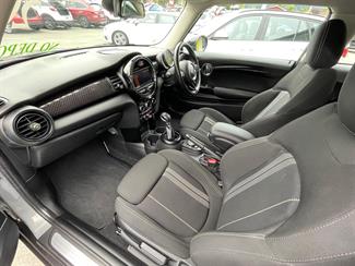 2016 Mini Cooper - Thumbnail