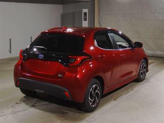 2021 Toyota Yaris - Thumbnail