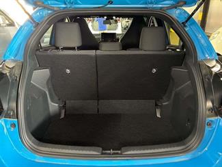 2023 Toyota Yaris - Thumbnail