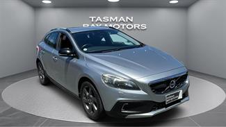 2014 Volvo V40